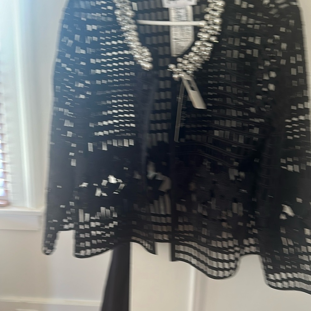 Women’s Joseph Ribkoff lace and pearl top
